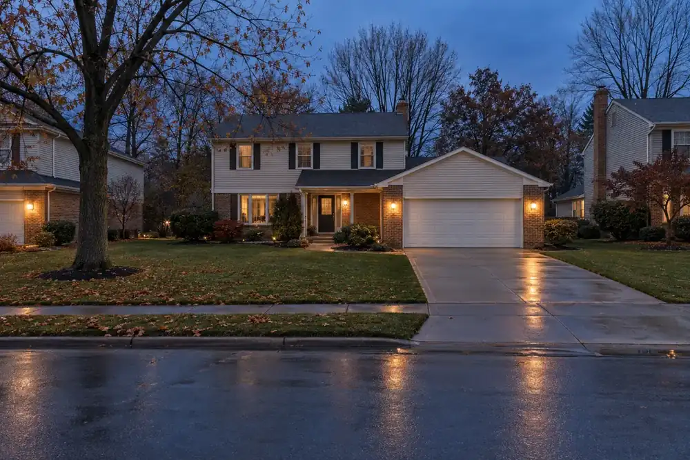 Illustration of a typical residential street in the Avon, OH area